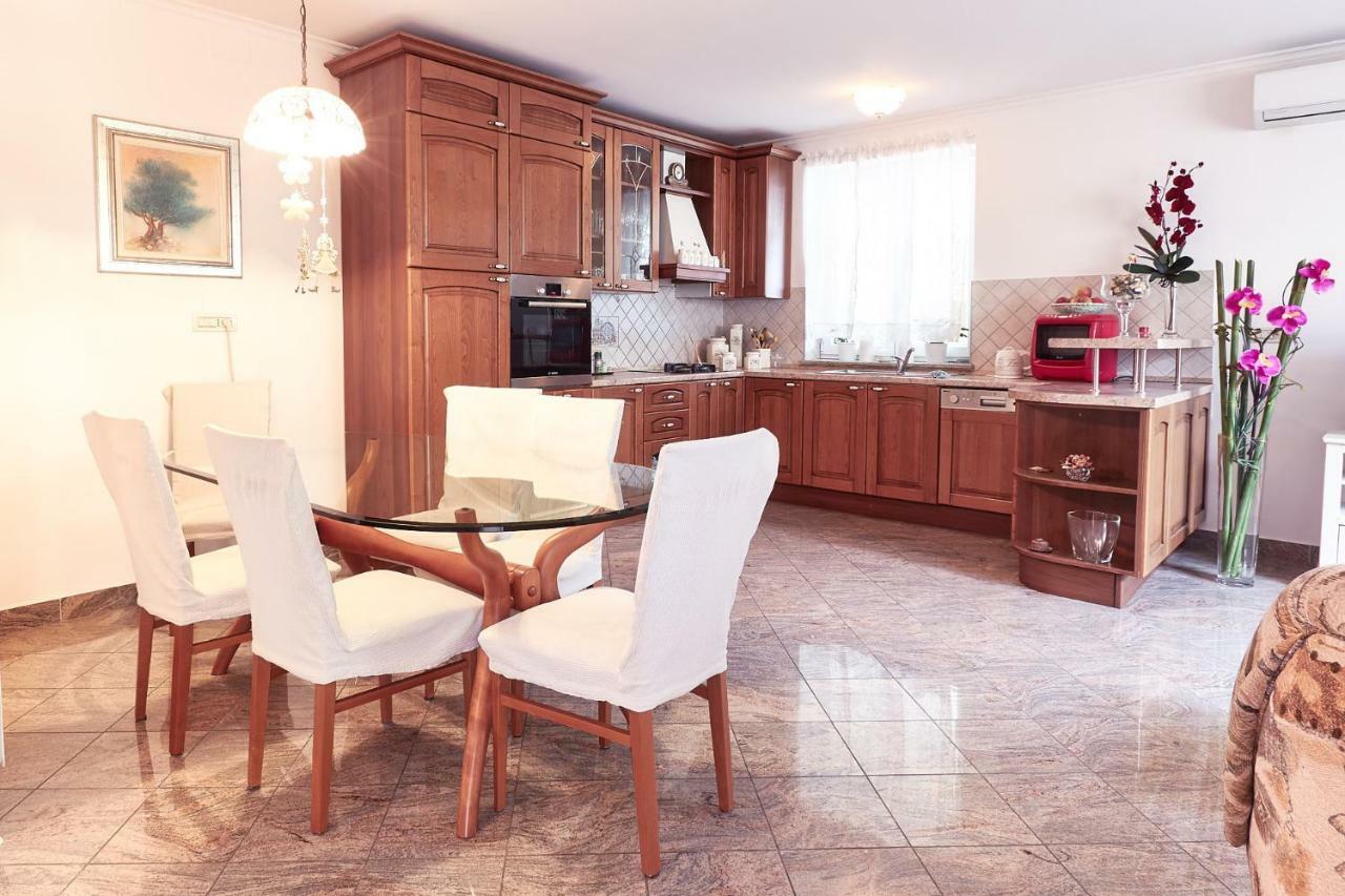 Apartment Casa Podstrana Zewnętrze zdjęcie
